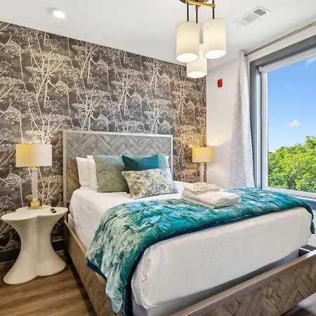 The Muse Emerald Isle Downtowns Favorite Condo By Skyrun Nashville
